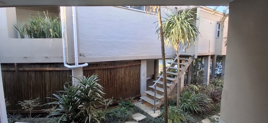 7 Bedroom Property for Sale in Bonza Bay Eastern Cape